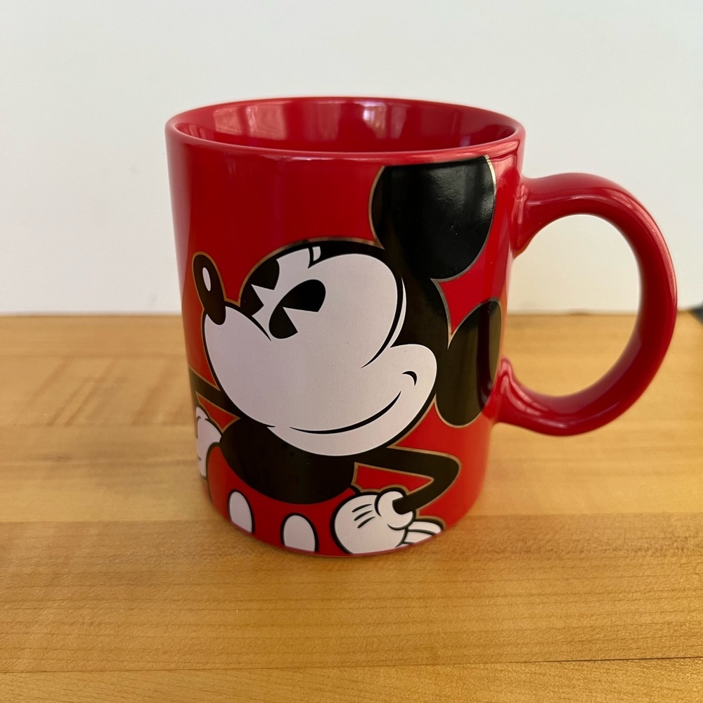 Disney Mickey Mouse Mug 10oz